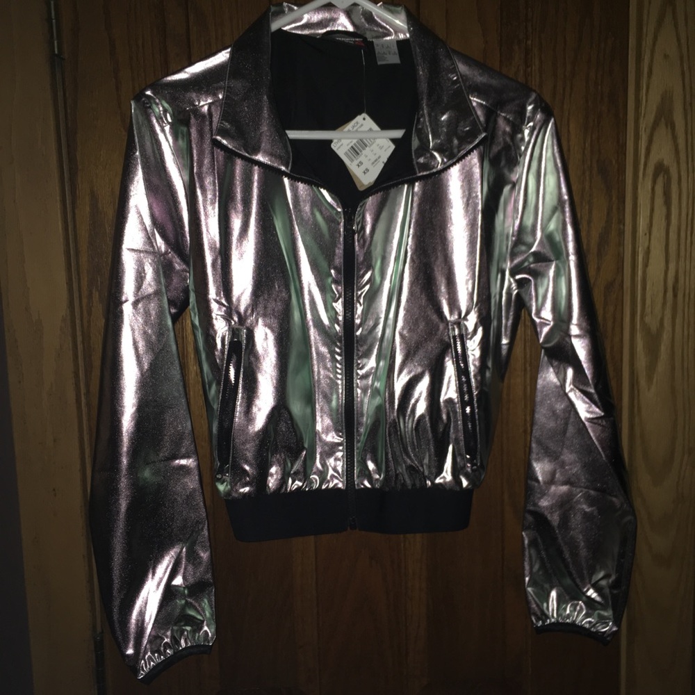 Reebok Reflective Lightweight Jacket - Picture 6 of 6